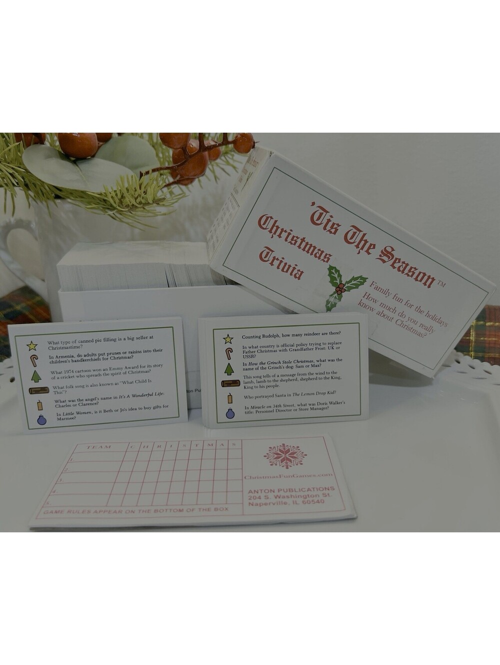 Vintage ‘Tis The Season Christmas Trivia Card Game Fun For The Whole Family - Picture 3 of 5